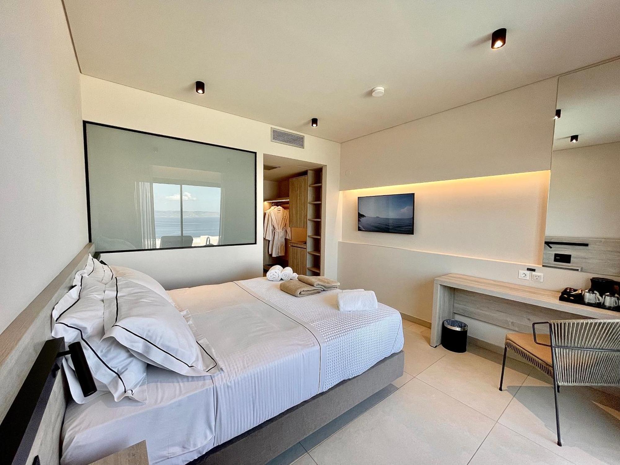 Eleia Seafront Rooms & Villas Pétra Extérieur photo