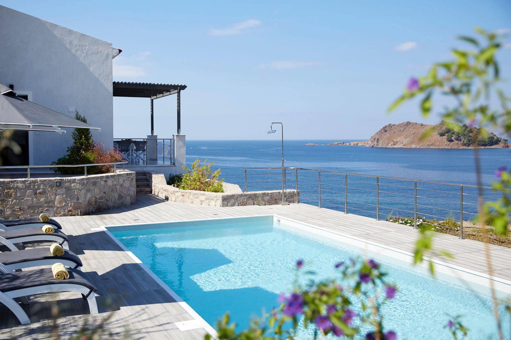 Eleia Seafront Rooms & Villas Pétra Extérieur photo