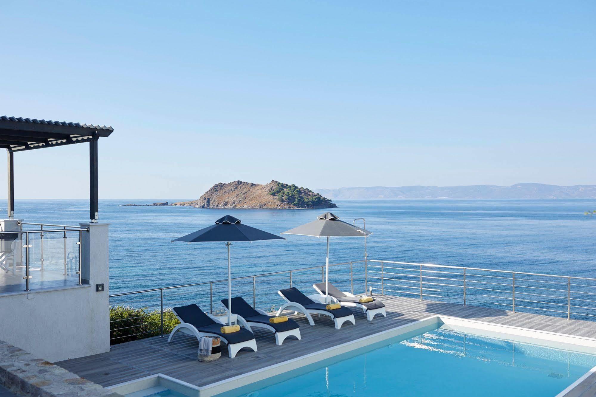 Eleia Seafront Rooms & Villas Pétra Extérieur photo